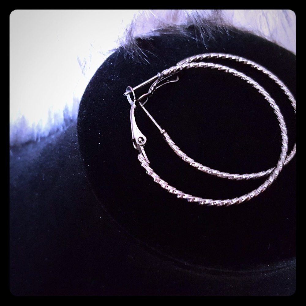 Earings